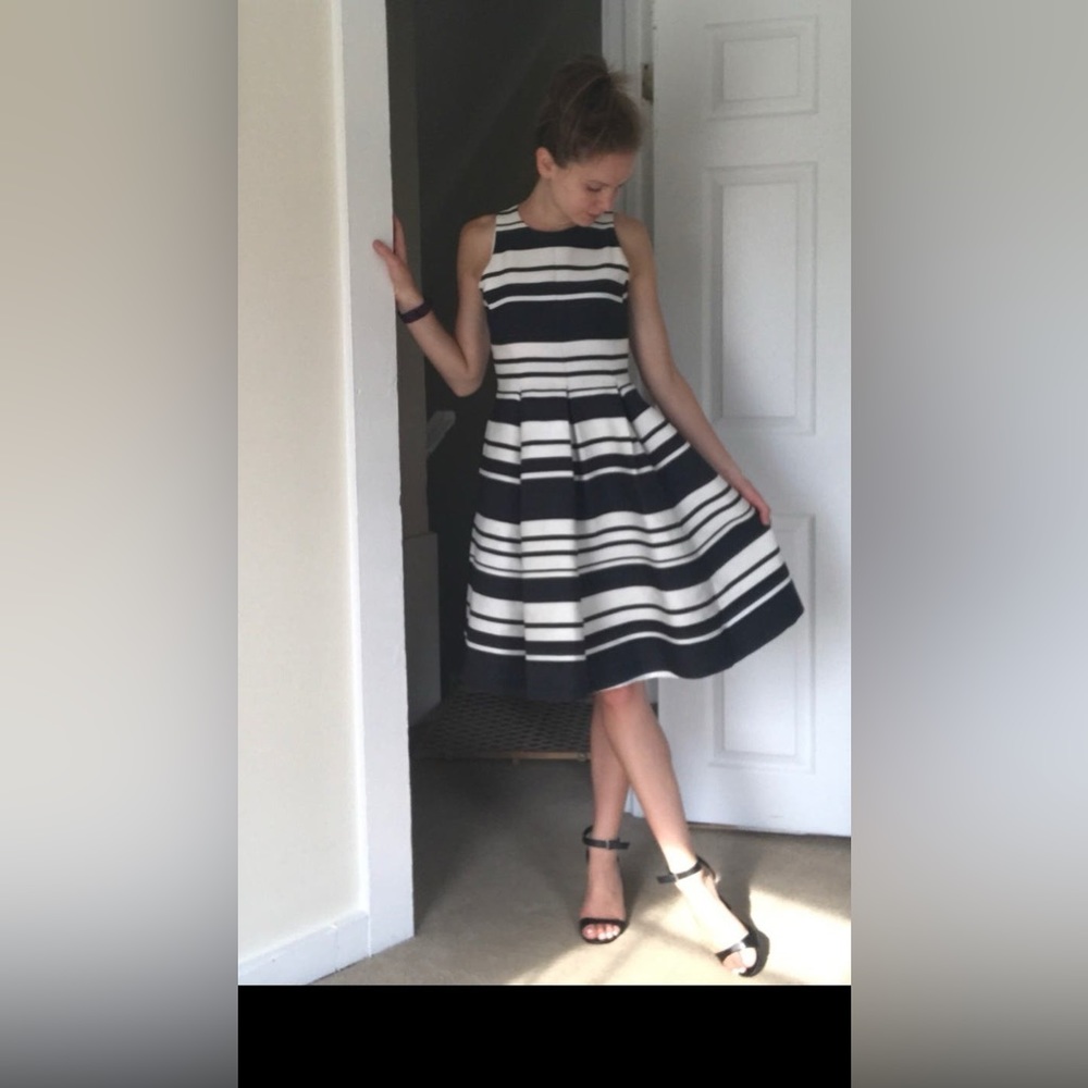 NWT $445 Kate Spade Black and White Cape Stripe Dress